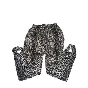 Inner Beauty Leapard  Stretchy Leggings Pants With Stirrups. Size Medium